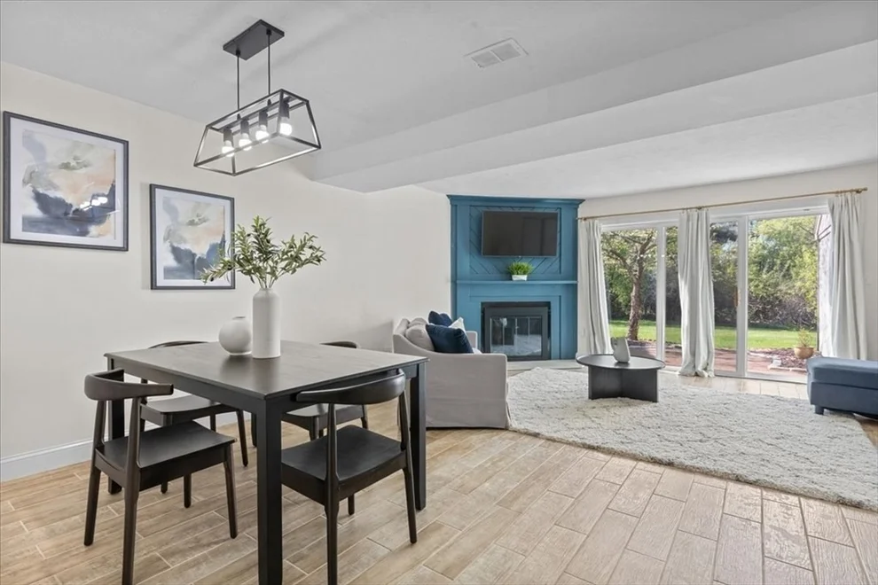 Unit for sale at 4 Apple Tree Hill Road, Hopkinton, MA 01748