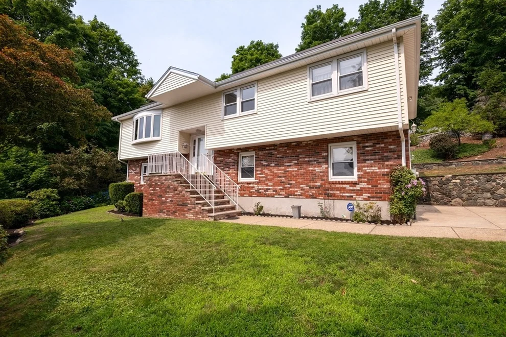 Unit for sale at 8 Patrick Circle, Stoneham, MA 02180