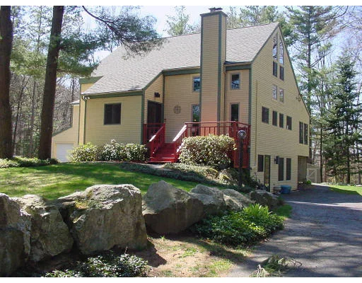 Unit for sale at 256 School, Boylston, MA 01505