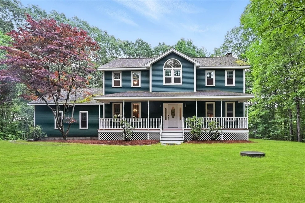 Unit for sale at 204 Aldrich St, Uxbridge, MA 01569