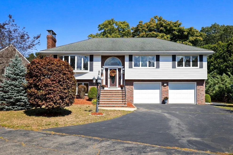 Unit for sale at 34 Andrews Rd, Wakefield, MA 01880
