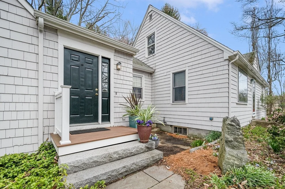 Unit for sale at 210 Pleasant St, Seekonk, MA 02771
