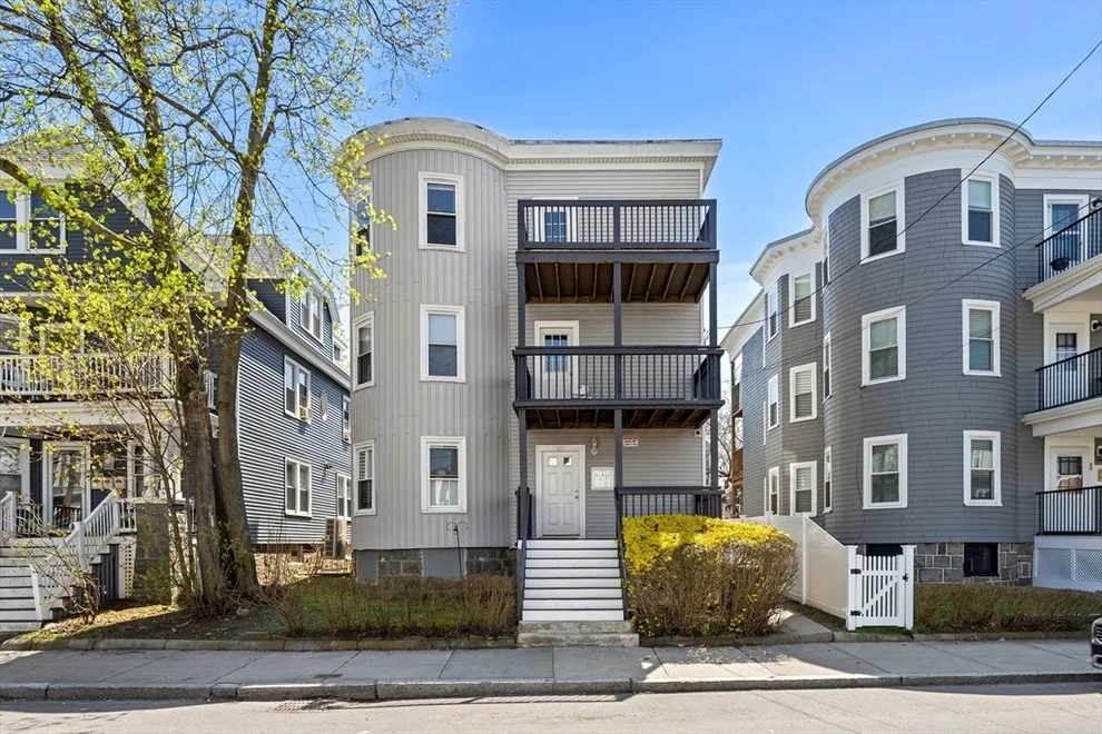 Unit for sale at 51 King St, Boston, MA 02122