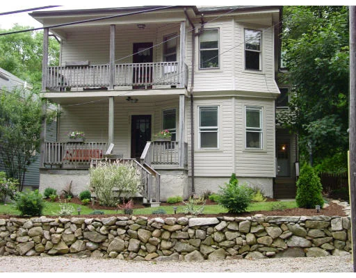 Unit for sale at 606 Slocum Rd, Dartmouth, MA 02747