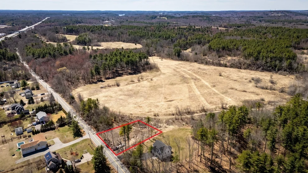 Unit for sale at 59 Locust St, Salisbury, MA 01952