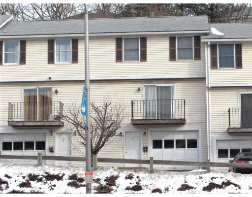 Unit for sale at 427 B Grafton St, Worcester, MA 01604