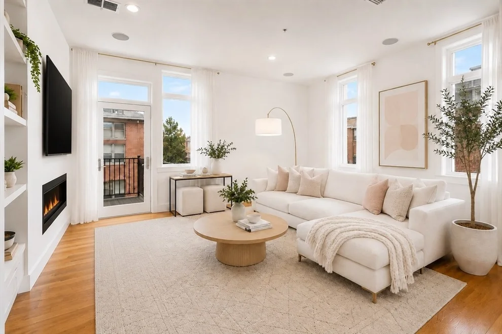 Unit for sale at 5 Mohawk St, Boston, MA 02127