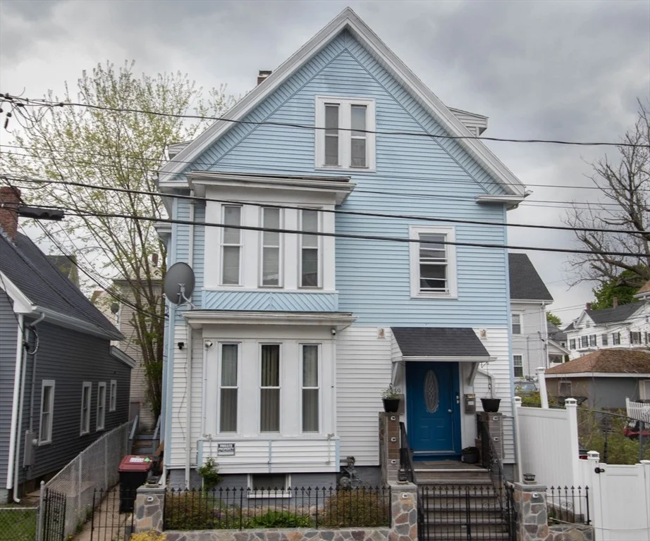 Unit for sale at 19 Glenwood St, Brockton, MA 02301