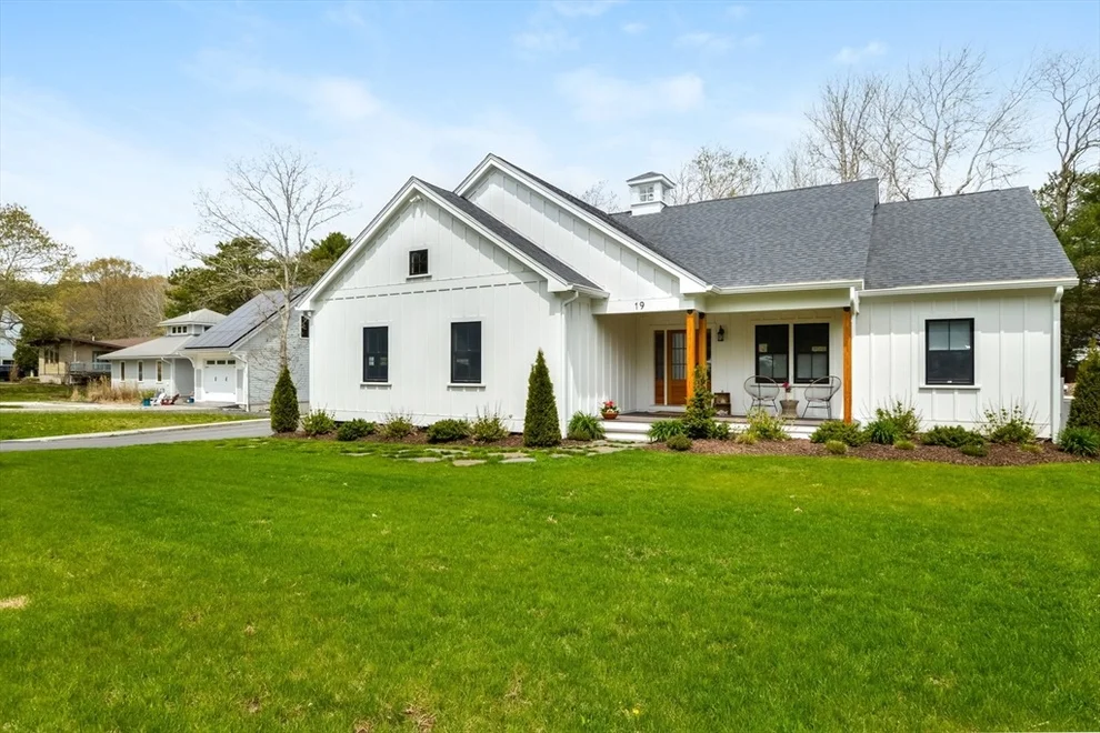 Unit for sale at 19 Coombs Ln, Mashpee, MA 02649