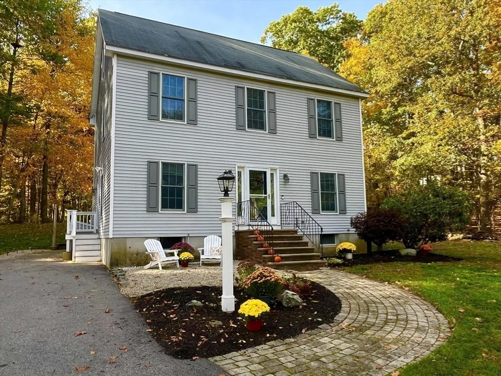 Unit for sale at 29 Charlotte Road, Ipswich, MA 01938