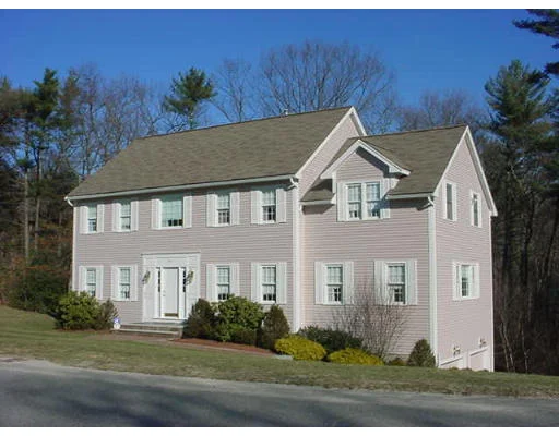 Unit for sale at 261 Bridges Lane, North Andover, MA 01845