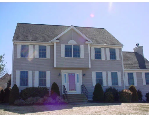 Unit for sale at 7 Blueberry Ln, Northborough, MA 01532