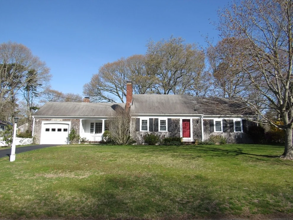 Unit for sale at 16 Captain Chase Rd, Yarmouth, MA 02664