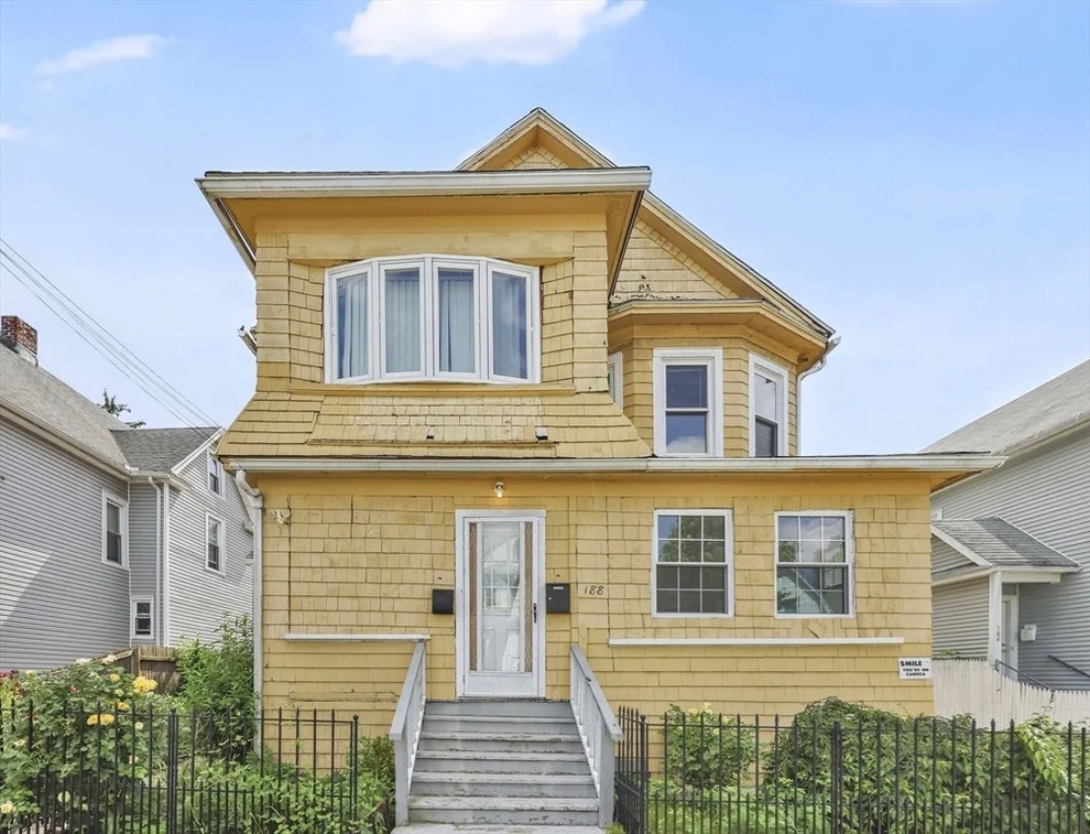 Unit for sale at 188-190 Commonwealth Ave, Springfield, MA 01108