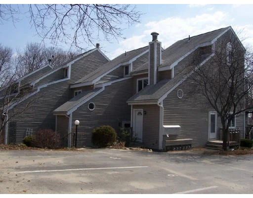 Unit for sale at 2 Oden Ave, Worcester, MA 01604