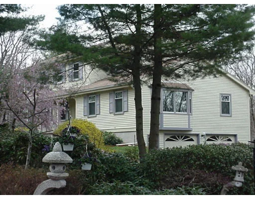 Unit for sale at 22 Heritage Dr., Lexington, MA 02420