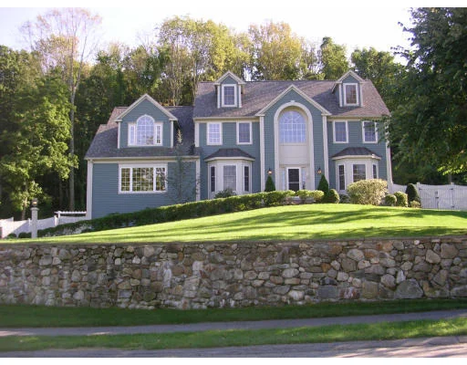Unit for sale at 6 High Ridge Road, Topsfield, MA 01983