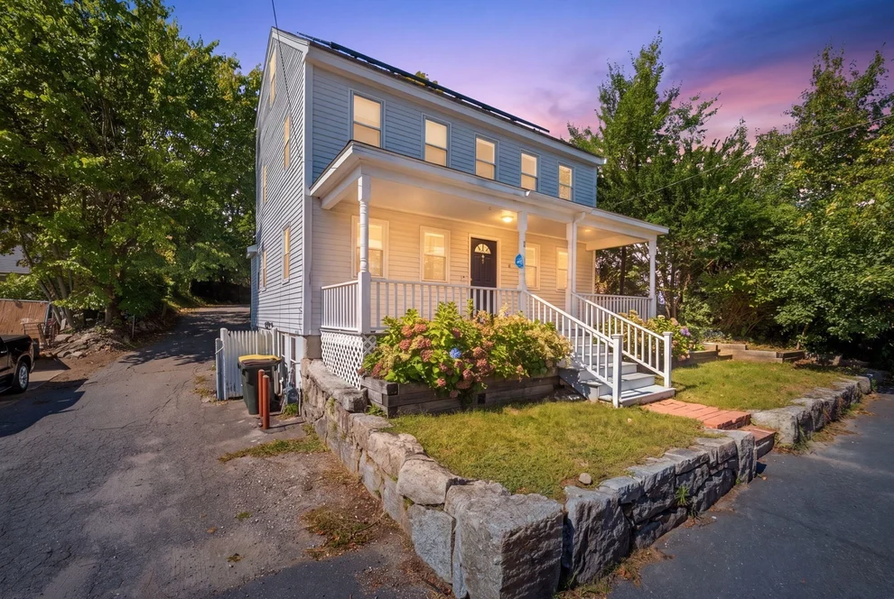 Unit for sale at 51 Mechanic St, Bellingham, MA 02019
