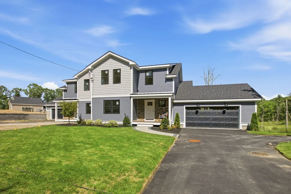 Unit for sale at 135 Essex Street, Middleton, MA 01949