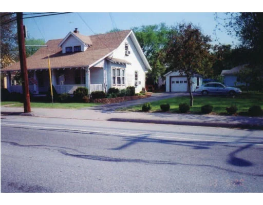 Unit for sale at 79 Central Avenue, Seekonk, MA 02771