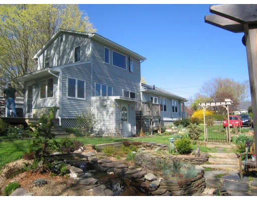 Unit for sale at 360 North Farms Rd, Northampton, MA 01062