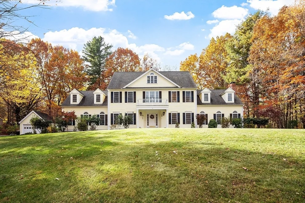 Unit for sale at 50 Old Farm Rd, Lunenburg, MA 01462