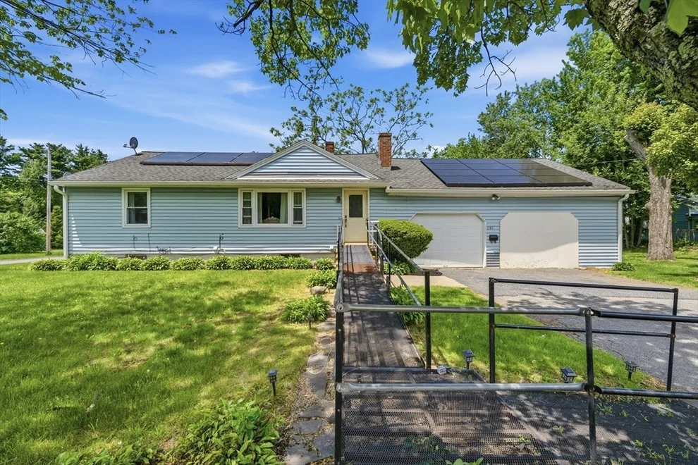 Unit for sale at 297 Whalom Rd, Lunenburg, MA 01462