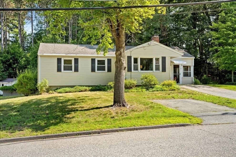 Unit for sale at 8 Reardon Rd, Hudson, MA 01749