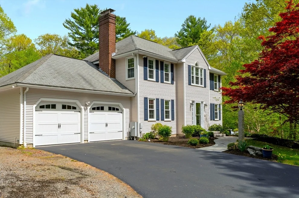 Unit for sale at 25 Wood Dr, Mendon, MA 01756