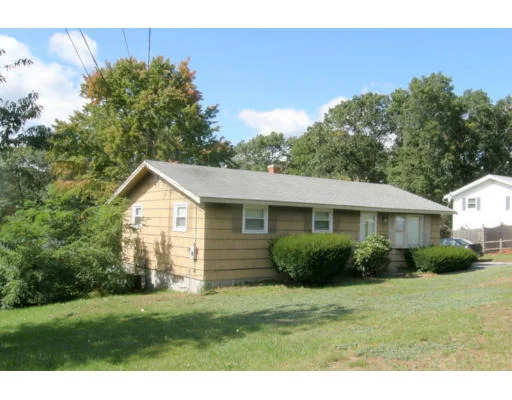 Unit for sale at 12 Arrowhead Rd, Bellingham, MA 02019