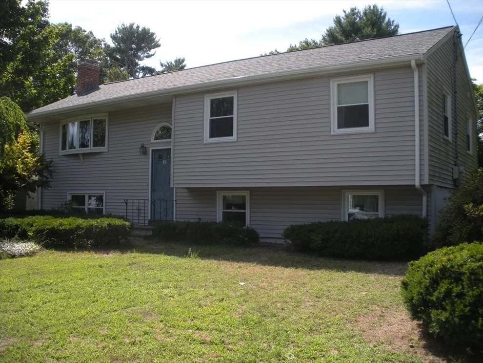 Unit for sale at 105 Duncan Road, Stoughton, MA 02072