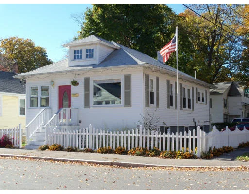 Unit for sale at 173 N Central Ave, Quincy, MA 02170