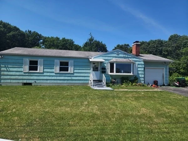 Unit for sale at 49 Roberts Pond Ln, Chicopee, MA 01020