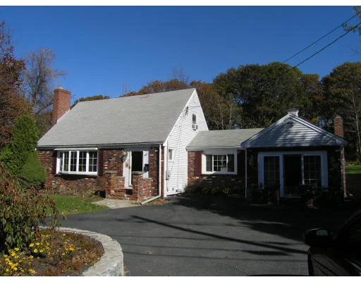 Unit for sale at 34 Cedar St, Hopkinton, MA 01748