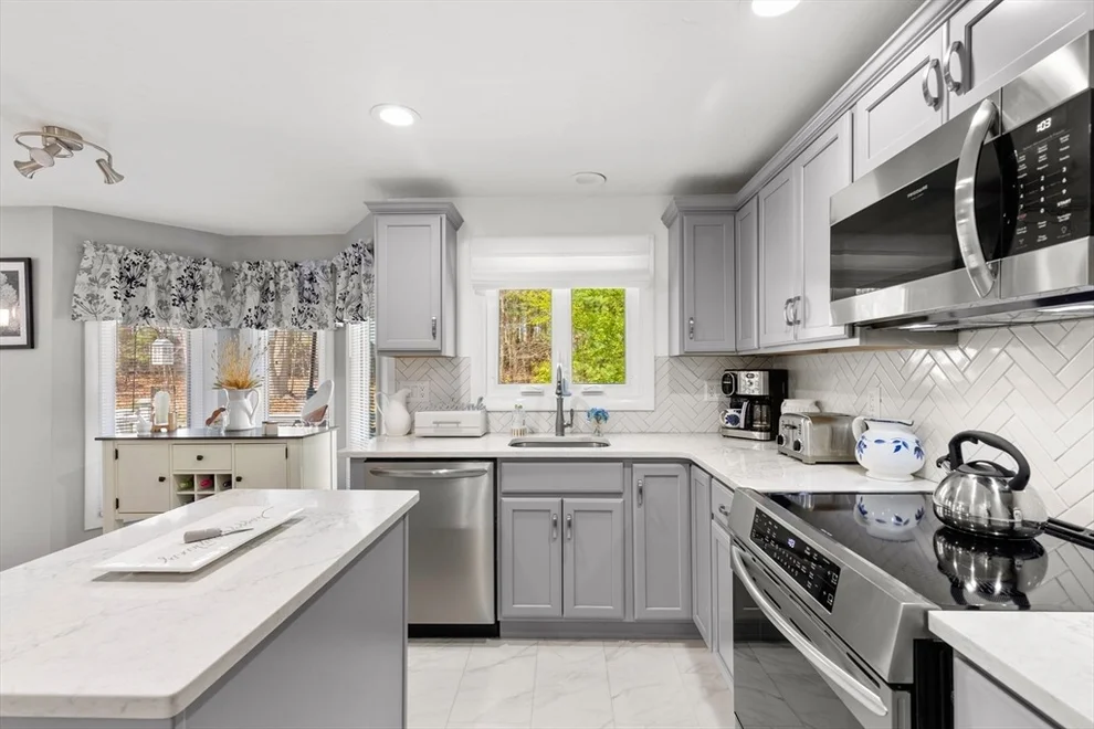 Unit for sale at 35 Pilgrim Village Road, Taunton, MA 02780