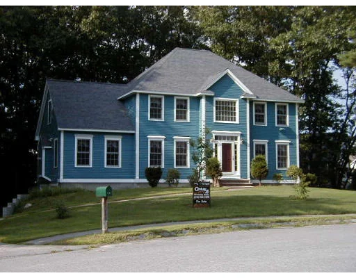 Unit for sale at 6 Hollow Ridge Road, Chelmsford, MA 01863