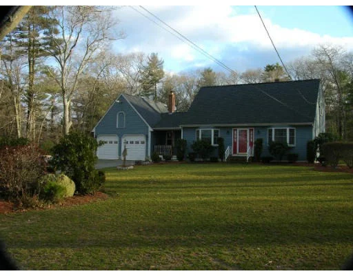 Unit for sale at 11 Grinnell St, Berkley, MA 02779