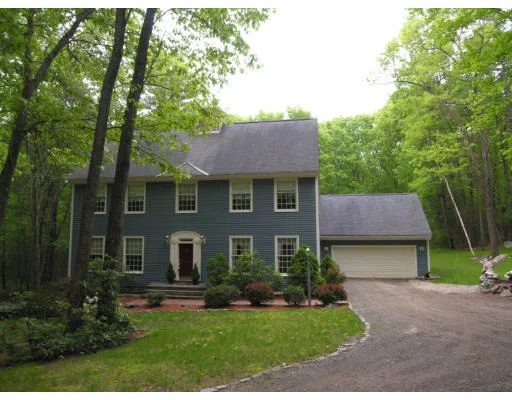 Unit for sale at 137 Bingham Rd, Carlisle, MA 01741