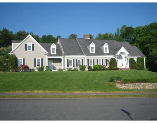Unit for sale at 53 Cudworth Ln, Sudbury, MA 01776