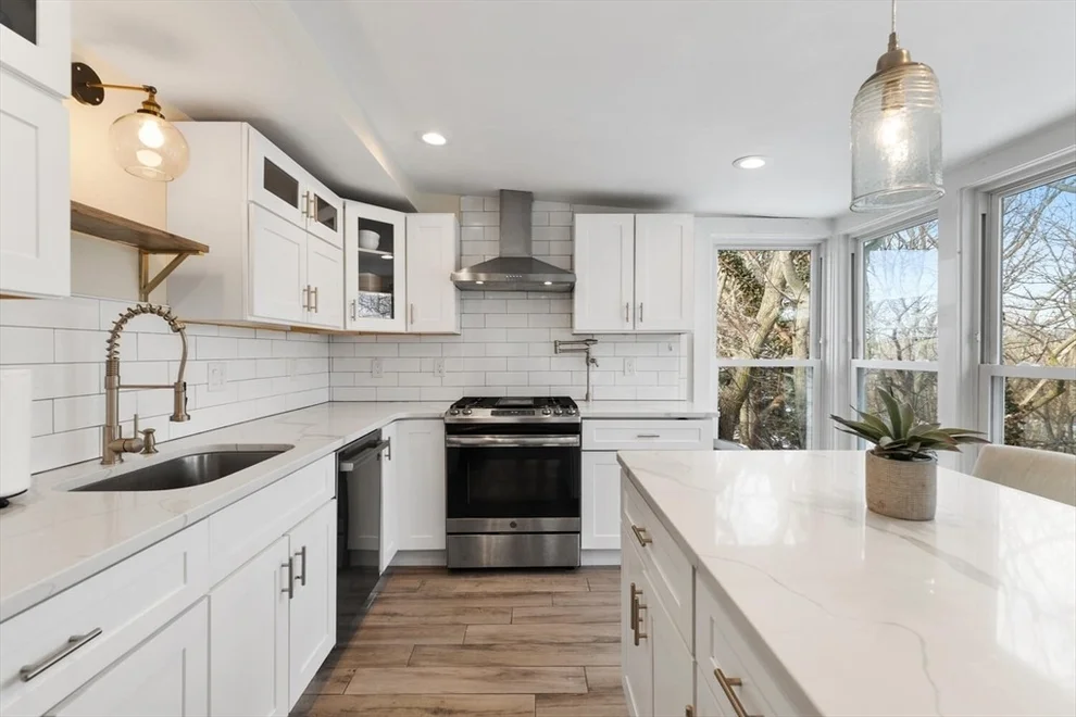 Unit for sale at 34 Banks Ter, Swampscott, MA 01907