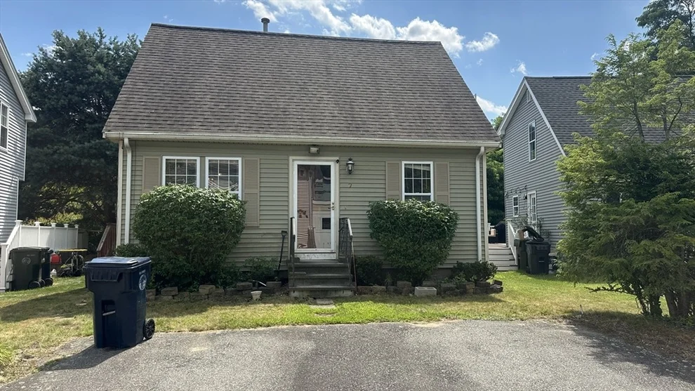 Unit for sale at 7 Tanners Path, Marlborough, MA 01752