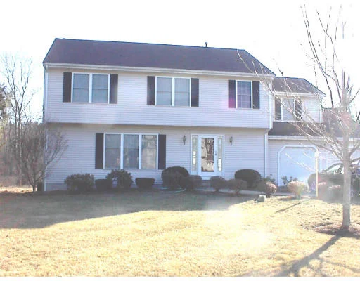 Unit for sale at 8 Chipman Ln, Stoughton, MA 02072
