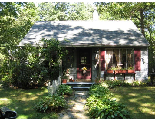 Unit for sale at 1121 Oakham Rd, New Braintree, MA 01531