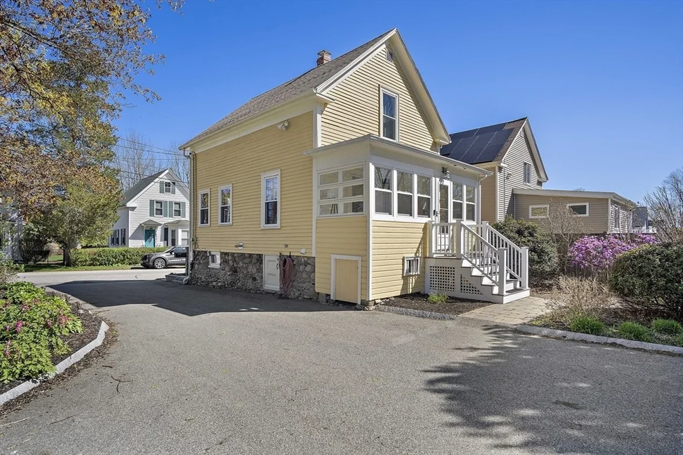 Unit for sale at 46 Bateman Street, Haverhill, MA 01832