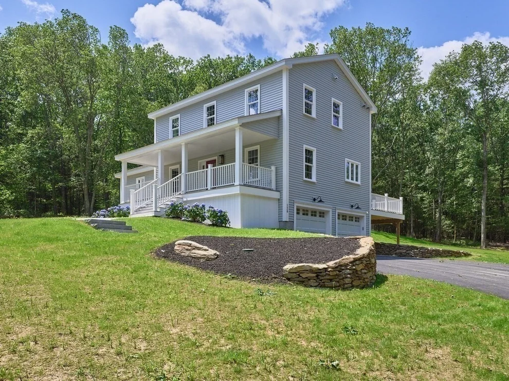 Unit for sale at 128 Old Southbridge Rd, Dudley, MA 01571