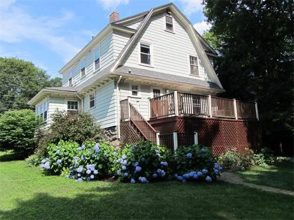 Unit for sale at 239 Thacher St, Milton, MA 02186