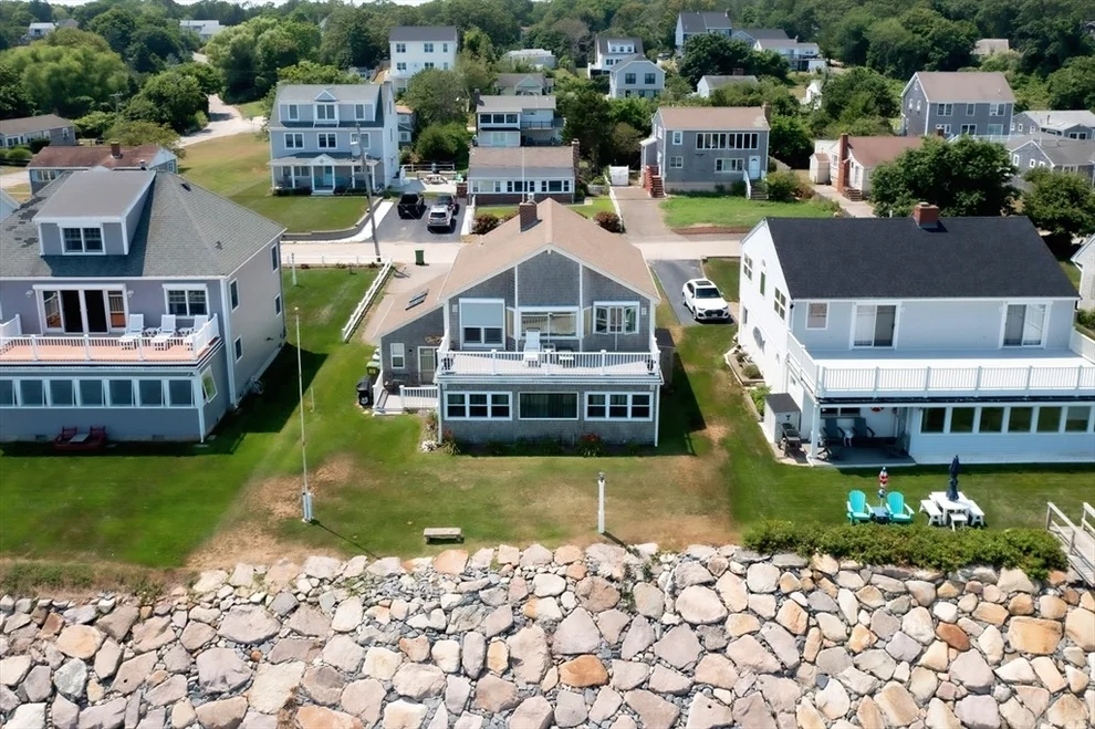 Unit for sale at 125 Seaview Dr, Plymouth, MA 02360