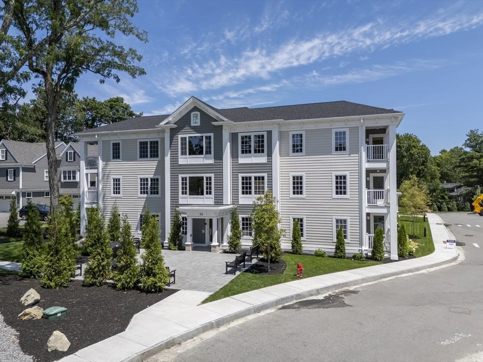 Unit for sale at 93 Bedford Street, Lexington, MA 02420