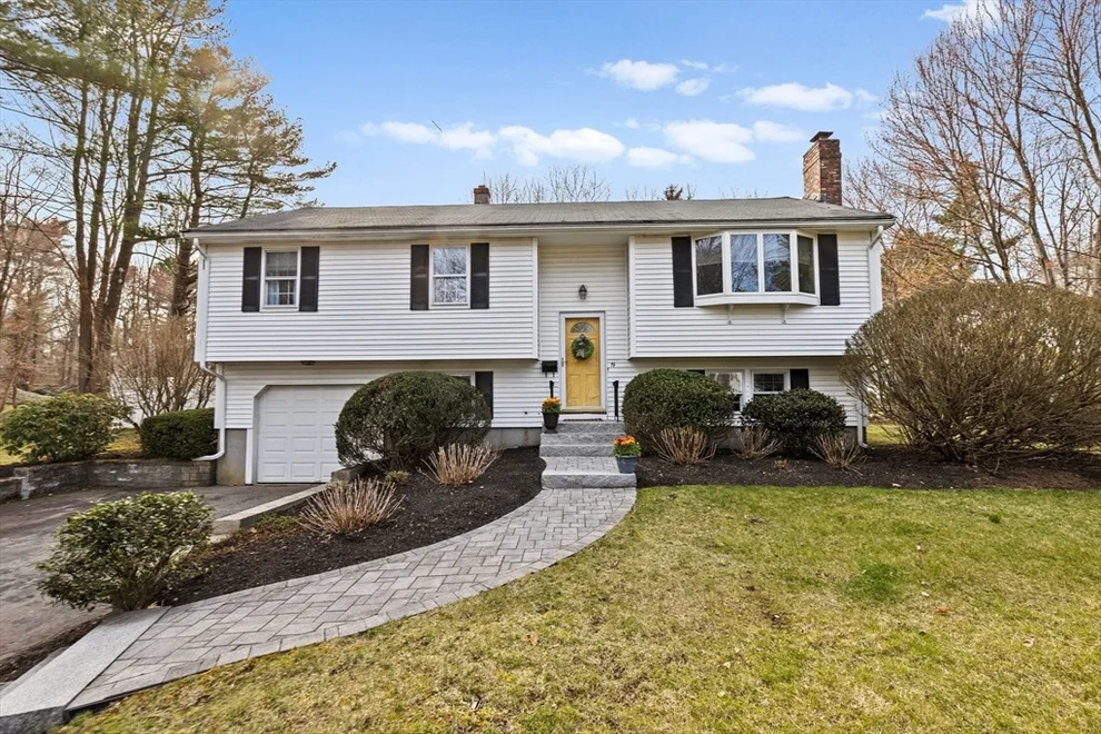 Unit for sale at 19 Presidents Rd, Hingham, MA 02043