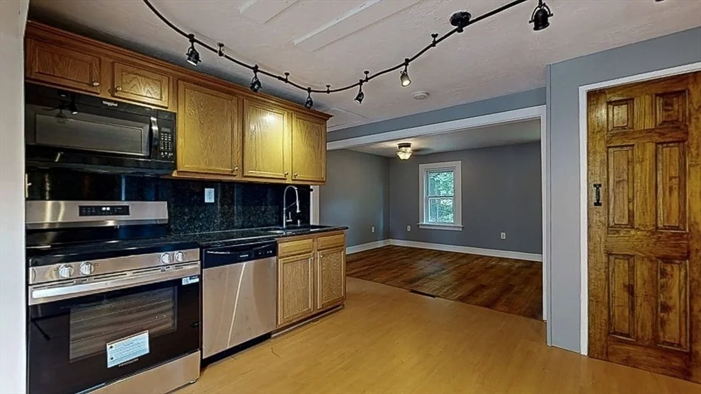 Unit for sale at 10 Overlook Ave, Charlton, MA 01507